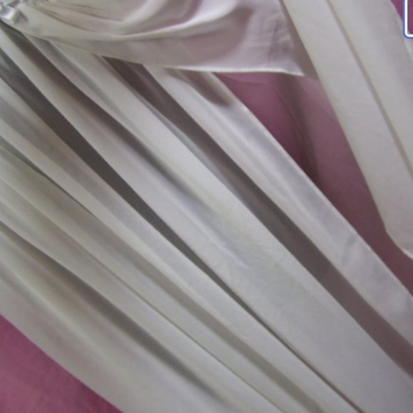 Oscar de la Renta Long White Sheer Sexy Nightgown NWOT - Picture 5 of 6